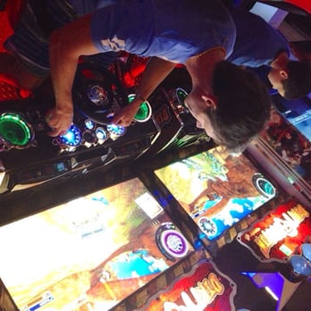 Dave & Buster's Ala Moana - Boys happy place - Arcades Near Me - Honolulu, Hawaii