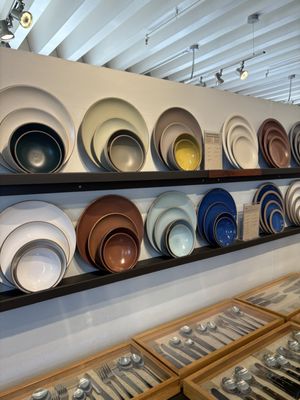 Heath Ceramics by null