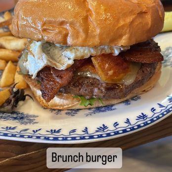 Cecilia - Brunch burger - Breakfast & Brunch Near Me - Vancouver, Washington Cecilia - Brunch burger - Breakfast & Brunch Near Me - Vancouver, Washington
