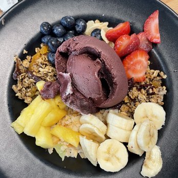 Breakfast Club- Biltmore - Açaí bowl - Breakfast & Brunch Near Me - Phoenix, Arizona Breakfast Club- Biltmore - Açaí bowl - Breakfast & Brunch Near Me - Phoenix, Arizona