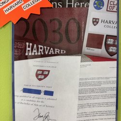 Reading Town Sunnyside - Congratulations! Got into Harvard! Hard work alway pay off.