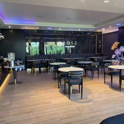 Rose Tea Lounge - Seating area