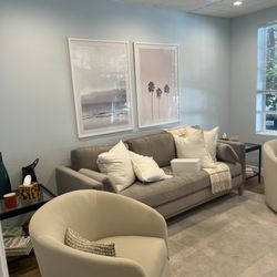 Kevin Nahai - Beautiful brand new office in Beverly Hills