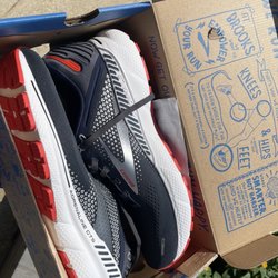Fleet Feet Sports - New shoes!!!!