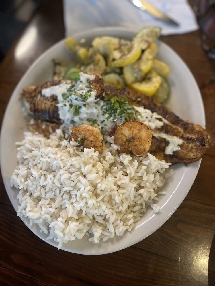 LOLO’S CHICKEN AND WAFFLES 16 Photos & 25 Reviews 300 E Flamingo Rd