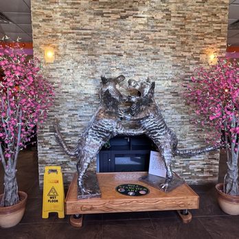 Fun Buffet - Decor inside - Chinese Near Me - Twinsburg, Ohio Fun Buffet - Decor inside - Chinese Near Me - Twinsburg, Ohio