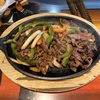 Guadalajara Restaurant - Beef fajitas - Mexican Near Me - Lake Park, Florida Guadalajara Restaurant - Beef fajitas - Mexican Near Me - Lake Park, Florida