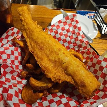 110 Grill - Fish and chips - Gluten-Free Near Me - Lenox, Massachusetts