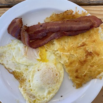 Country Skillets - Senior choice without the bread option $10.49 - Breakfast & Brunch Near Me - Ripon, California