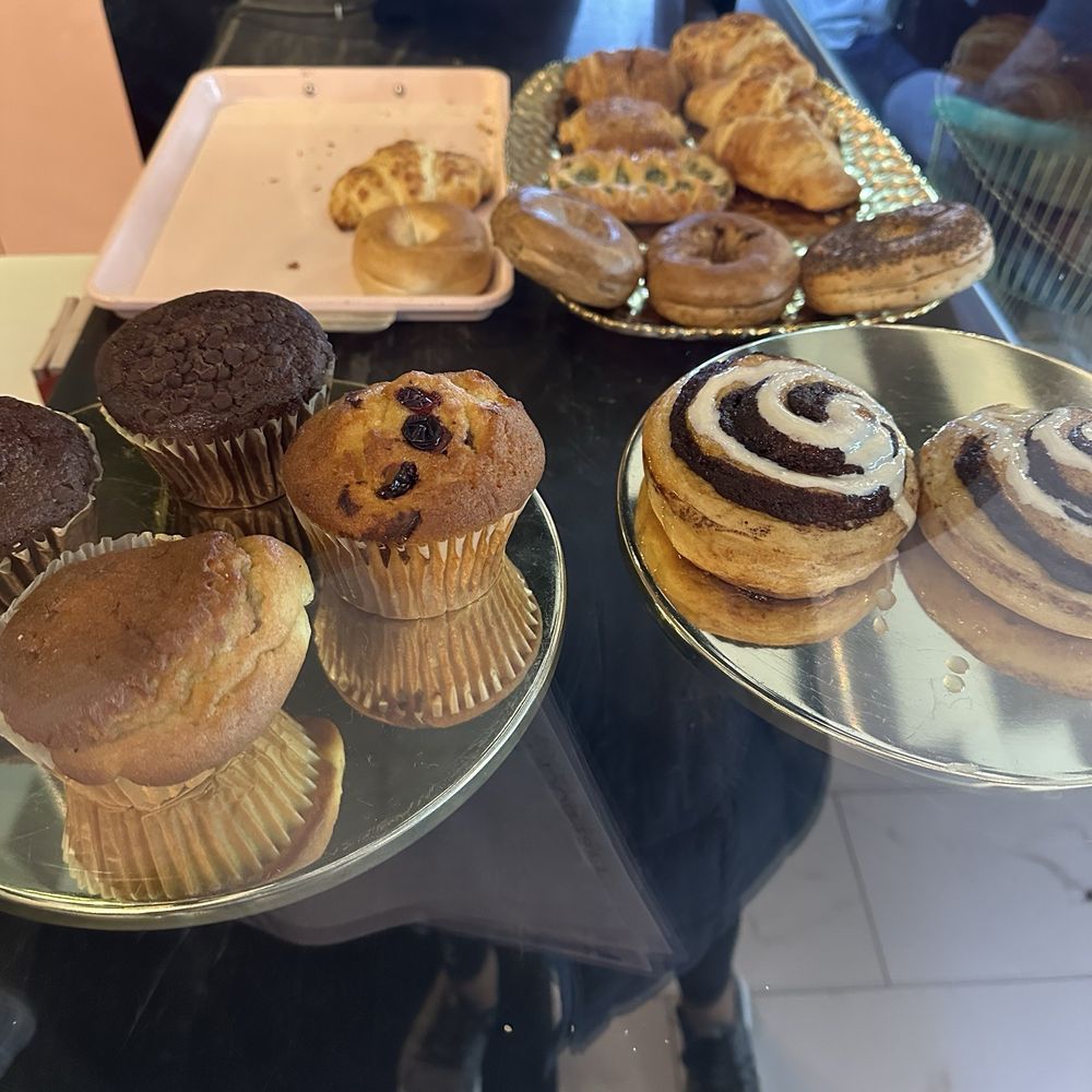 East Rock coffee - Baked goods by the register - Coffee & Tea Near Me - Garden City, New York East Rock coffee - Baked goods by the register - Coffee & Tea Near Me - Garden City, New York