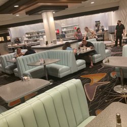 Emilia's Cafe - Beautiful inside