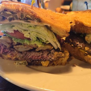 Rainbow Oaks Restaurant - Goooood Burger - American Near Me - Fallbrook, California Rainbow Oaks Restaurant - Goooood Burger - American Near Me - Fallbrook, California