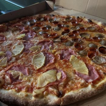 Loosies Pizza - Hawaiian and meat lovers - Pizza Near Me - Santa Ana, California