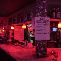 Caves Lounge