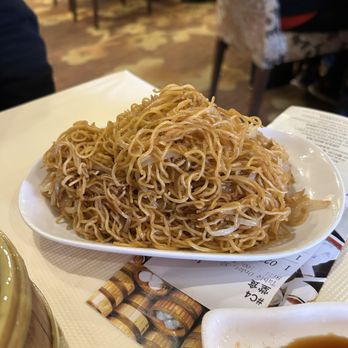 Yue Huang Restaurant - Soy Sauce Chow Mein ~ $10.95 - Seafood Near Me - Sacramento, California Yue Huang Restaurant - Soy Sauce Chow Mein ~ $10.95 - Seafood Near Me - Sacramento, California