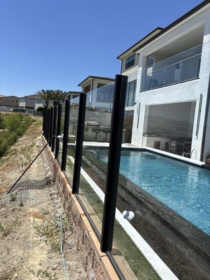 Glass riels cleaning - If you like a better view please contact me to clean your glass riels.