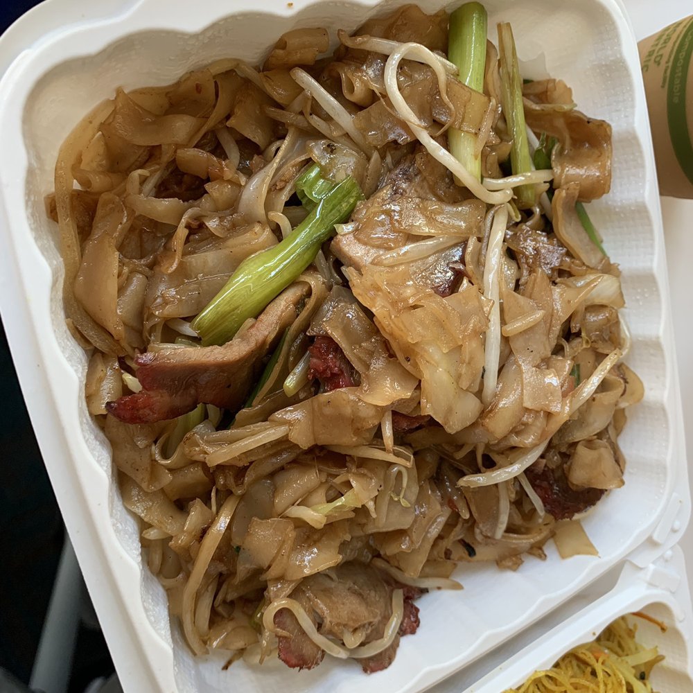 Chef Chu's - Chow fun with pork - Chinese Near Me - Los Altos, California Chef Chu's - Chow fun with pork - Chinese Near Me - Los Altos, California