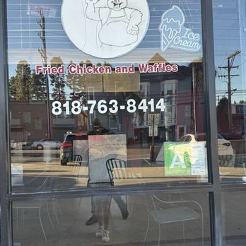Uncle Andre's BBQ - Signage at the window - Barbeque Near Me - Studio City, California
