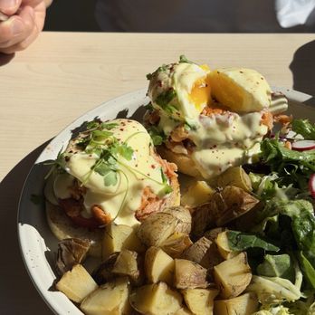 Broder Söder - Smoked Steelhead Benedit - Breakfast & Brunch Near Me - Portland, Oregon