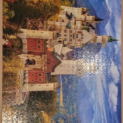White Mountain Puzzles - 3 missing pieces to this Neuschwanstein Castle puzzle. Very disheartening.