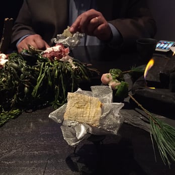 Alinea - New American Near Me - Chicago, Illinois