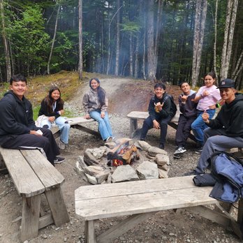 Grizzly Falls Zipline - Cute campfire area - Ziplining Near Me Grizzly Falls Zipline - Cute campfire area - Ziplining Near Me