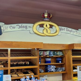 Sluys Poulsbo Bakery - Bakeries Near Me - Poulsbo, Washington Sluys Poulsbo Bakery - Bakeries Near Me - Poulsbo, Washington