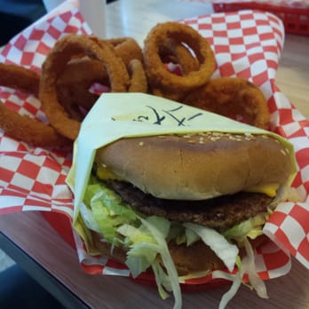 Norm's Hamburger - Cheeseburger Combo w/ Onion Rings - Burgers Near Me - Burbank, California