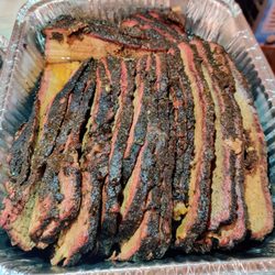 HG Que - Smoked Brisket any bubbe would love