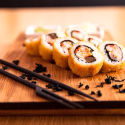 Makifornia - Crusty roll salmon