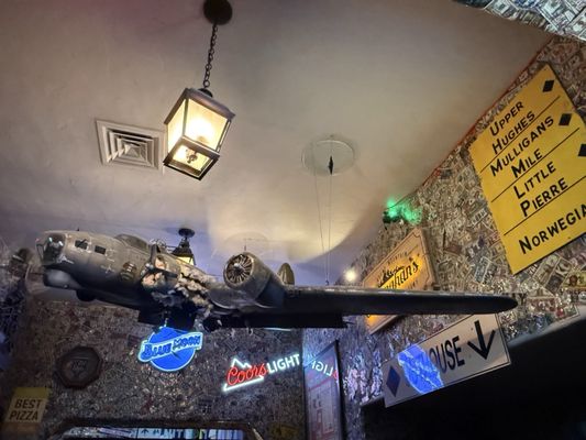 Hernando's Pizza Pub by null