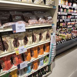 Giant Food Stores