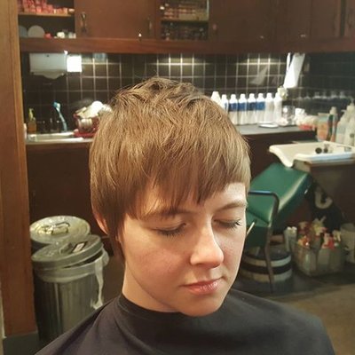 Rudy's Barbershop by null