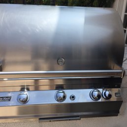 This grill was filthy now looks like new!