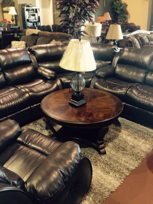 DISCOUNT FURNITURE WAREHOUSE - Updated May 2025 - 17 Reviews - 120 Cole ...