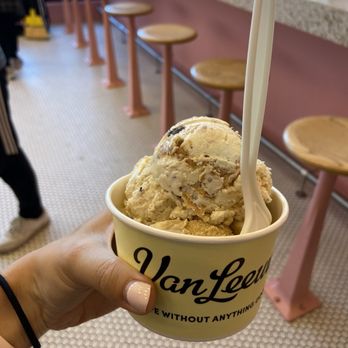 Van Leeuwen Ice Cream - Ice Cream & Frozen Yogurt Near Me - Chestnut Hill, Massachusetts Van Leeuwen Ice Cream - Ice Cream & Frozen Yogurt Near Me - Chestnut Hill, Massachusetts
