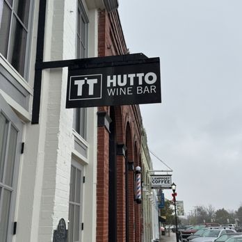 Hutto Wine Bar - Wine Bars Near Me - Hutto, Texas