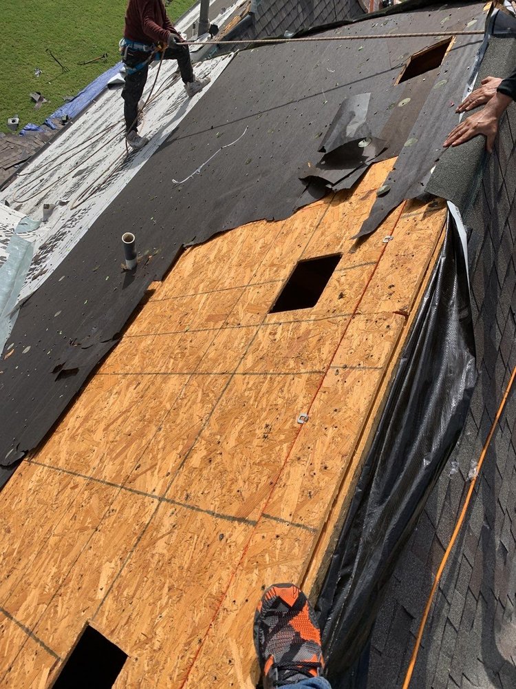 Slide of Elite Roofing