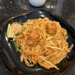 Jaded Thai - Pad Thai lunch special