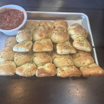 Crust Pizza - Garlic knots - Pizza Near Me - New Braunfels, Texas Crust Pizza - Garlic knots - Pizza Near Me - New Braunfels, Texas