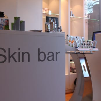 HautKultur - Eine professionelle Hautanalyse und Beratung bekommen Sie an der Skin bar - Massage Near Me - Hamburg, HH