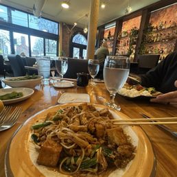 Pad Thai with tofu Pad Thai with tofu