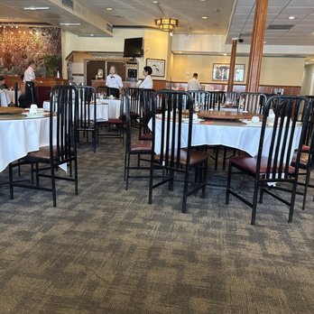 Lam’s Garden - Dining room - Dim Sum Near Me - Orlando, Florida Lam’s Garden - Dining room - Dim Sum Near Me - Orlando, Florida