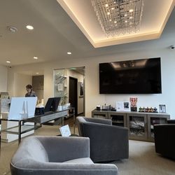WAVE Plastic Surgery & Aesthetic Laser Center