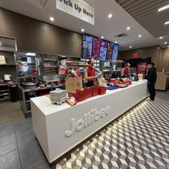 Jollibee - Fast Food Near Me - Edison, New Jersey