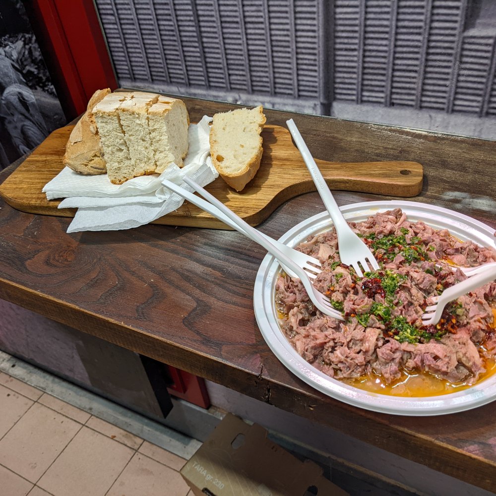 Terrazza Menoni - Lampredotto with fresh bread - Tuscan Near Me - Florence, FI