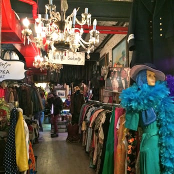 By Retro - Used, Vintage & Consignment Near Me - Istanbul, 34 By Retro - Used, Vintage & Consignment Near Me - Istanbul, 34