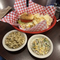 Smokehouse Bar & Grill - Pulled pork sandwich, soggy wonder bread bun.