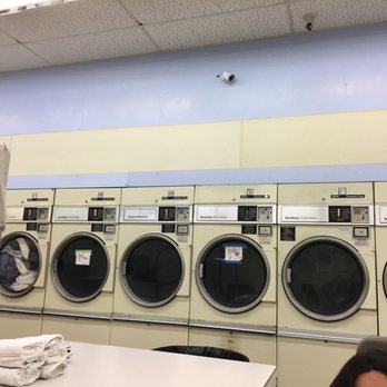 Novato Square Coin Laundry - This is just 4 machines I could get in 1 shot. Lots of "out of order" machines. LOTS. - Laundromat Near Me - Novato, California