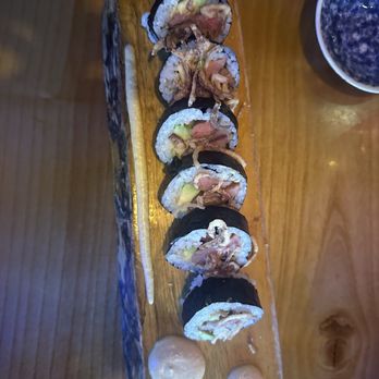 Lucky Robot Restaurant - R2d2 - Sushi Bars Near Me - Austin, Texas Lucky Robot Restaurant - R2d2 - Sushi Bars Near Me - Austin, Texas
